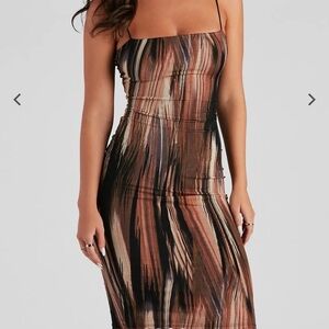 Windsor Marble Pattern Midi Dress